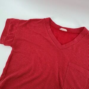 Blumin Apparel Red Textured Ribbed V Neck Pocket Short Sleeve Tunic Top Size S